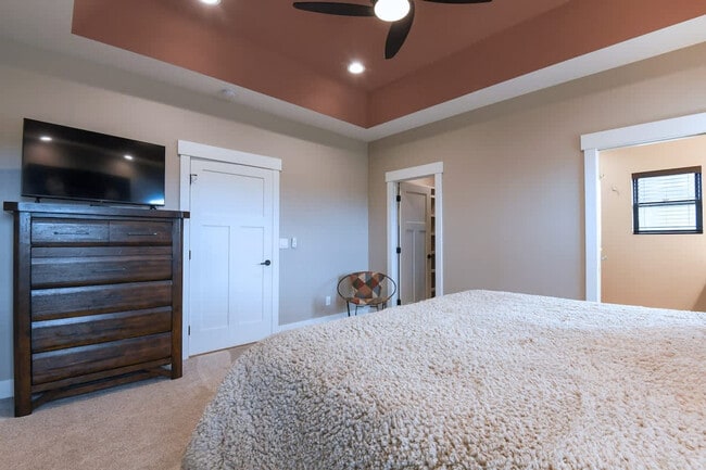 Building Photo - 444 Cowboy Trail