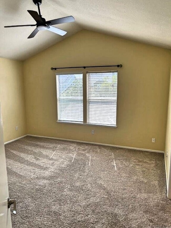 Building Photo - Modern 4 Bedroom 3 Bath Close to Marina Suisun City *Star Rentals