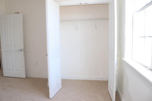 Building Photo - 7615 Heritage Crossing Way