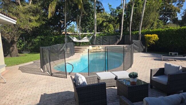 Building Photo - 6735 SW 52nd St