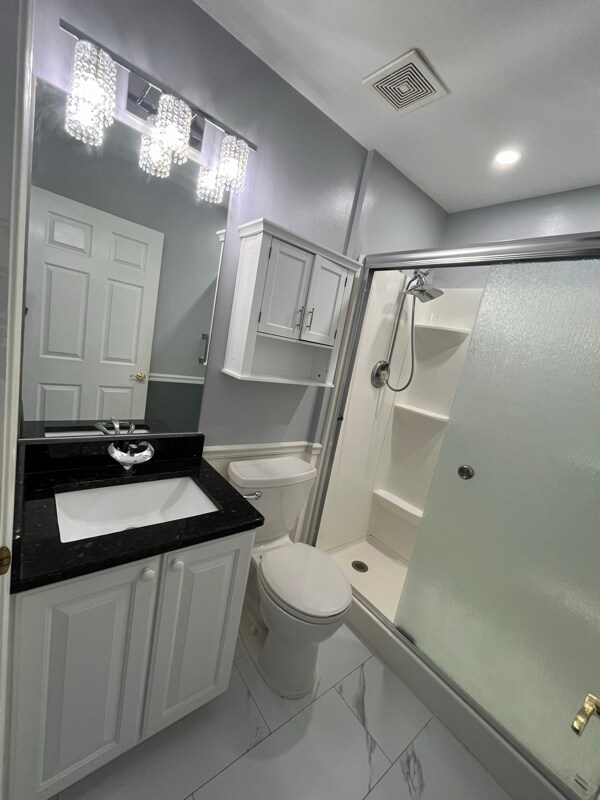 Building Photo - 211 Oxford Ct