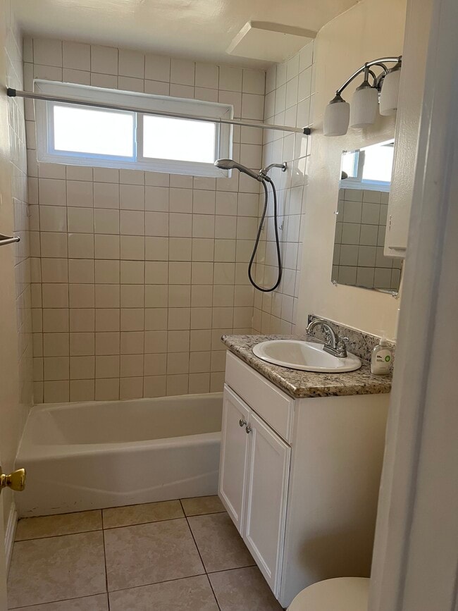 Building Photo - 2433 W Imperial Hwy