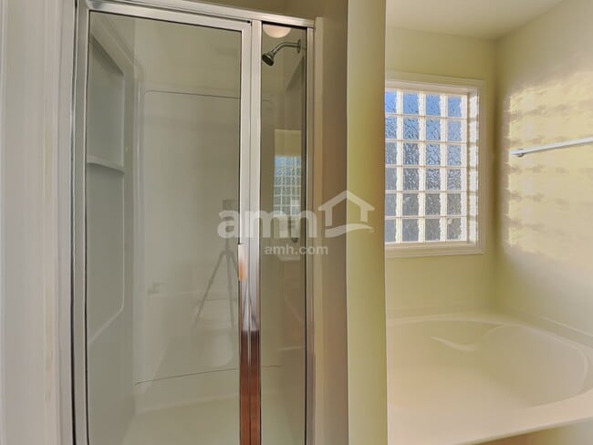 Building Photo - 5030 Stowe Derby Dr