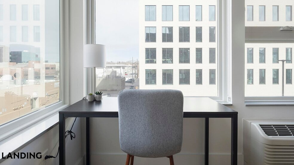 Building Photo - 135 Adams St