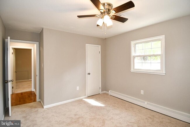 Building Photo - 3811 Forestdale Ave