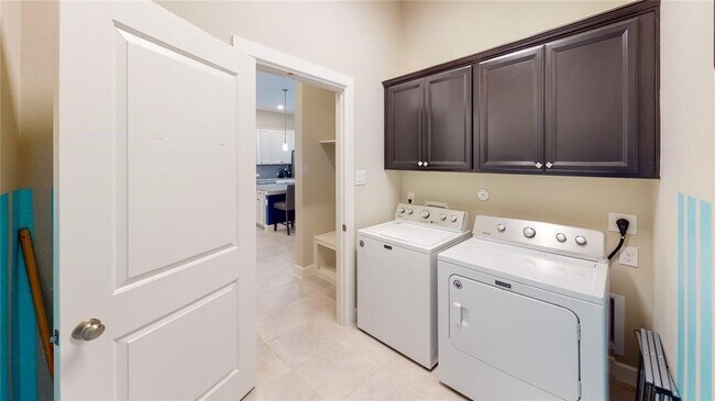 Building Photo - 358 Pleasant Hl Wy