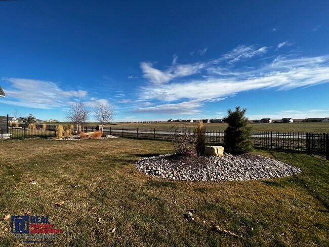 Building Photo - Gorgeous 4 bed 3 bath + Office home located on the 12th Tee of the TPC golf Course!