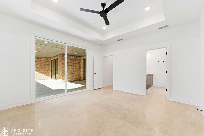 Building Photo - 4521 22nd Pl