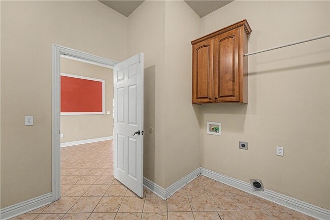 Building Photo - 3503 SW Baybridge Cove
