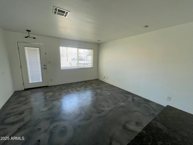 Building Photo - 3416 N 37th St