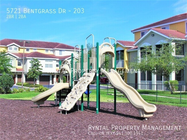 Building Photo - 5721 Bentgrass Dr
