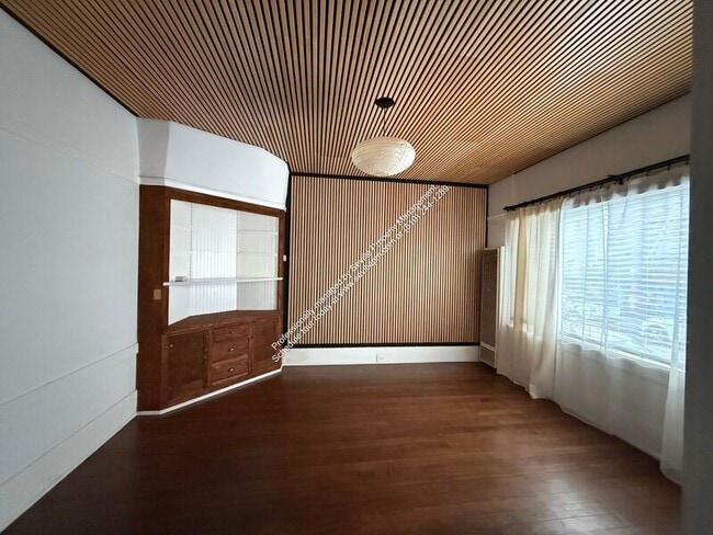 Building Photo - 1808 Filbert St