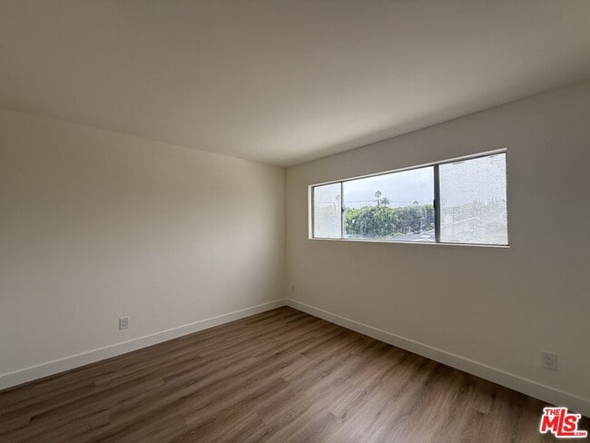 Building Photo - 523 Ashland Ave