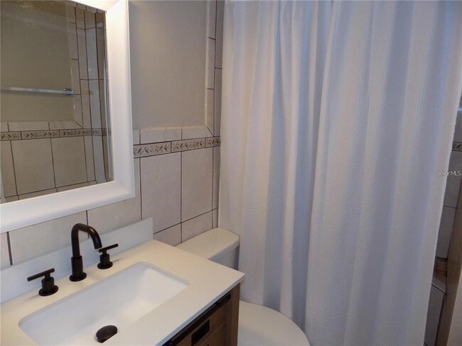 Building Photo - 2698 Kavalier Dr
