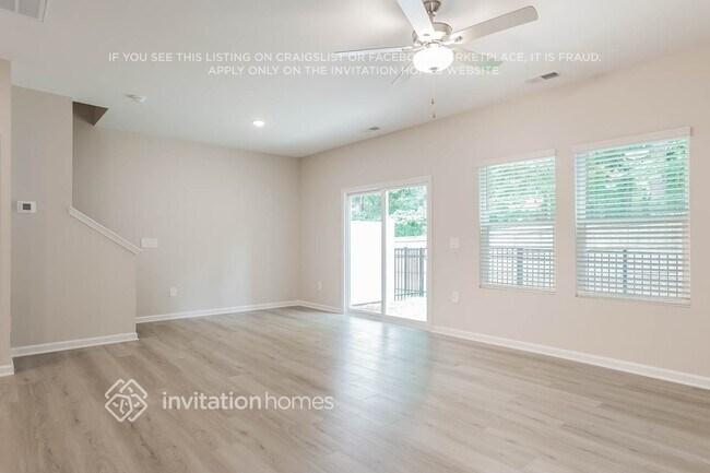 Building Photo - 1151 Greenville Wy
