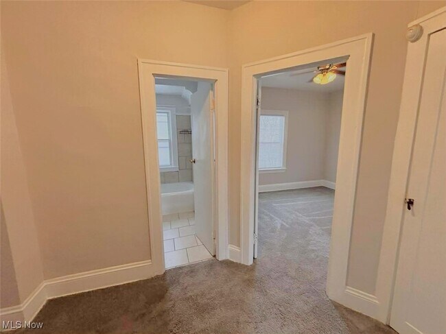 Building Photo - 3677 E 153rd St