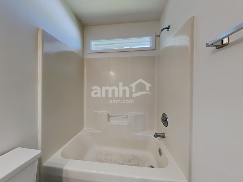 Building Photo - 8600 Morgan Run Ct