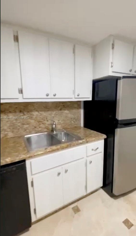 Building Photo - 801 Brickell Bay Dr