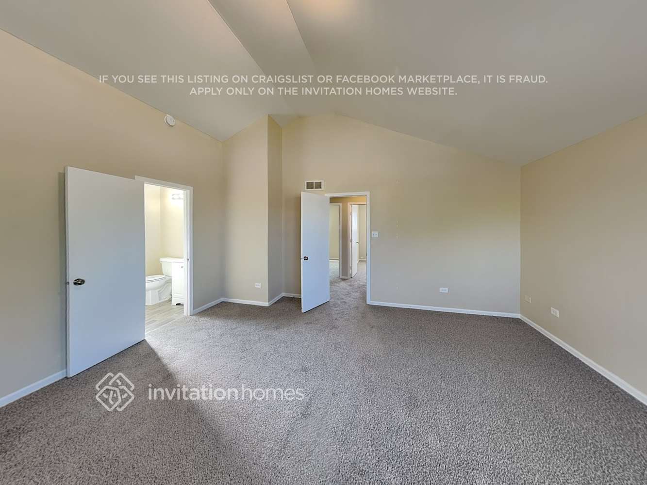 Building Photo - 1313 Lasser Dr