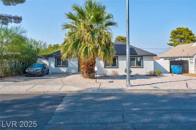 Building Photo - Gorgeous single-story home ready for move-in!