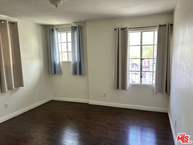 Building Photo - 1240 Arapahoe St