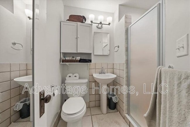 Building Photo - 4523 Wyoming St