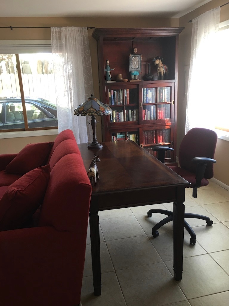 Building Photo - 2308 Cedros Cir