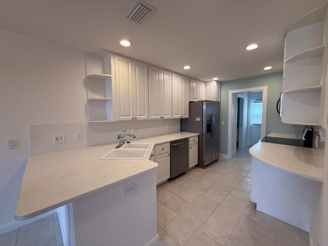 Building Photo - 150 Wentworth Ct