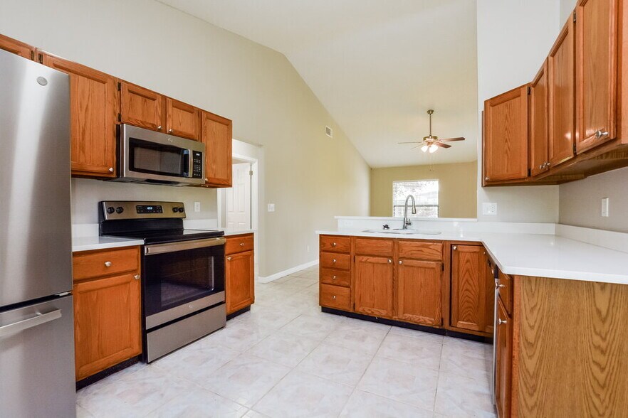 Building Photo - 14619 Eagles Crossing Dr