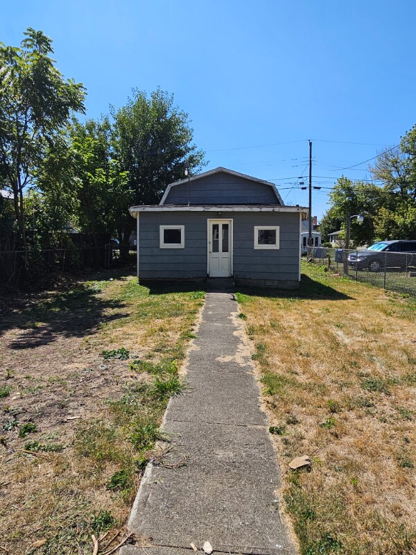 Building Photo - 801 S North St