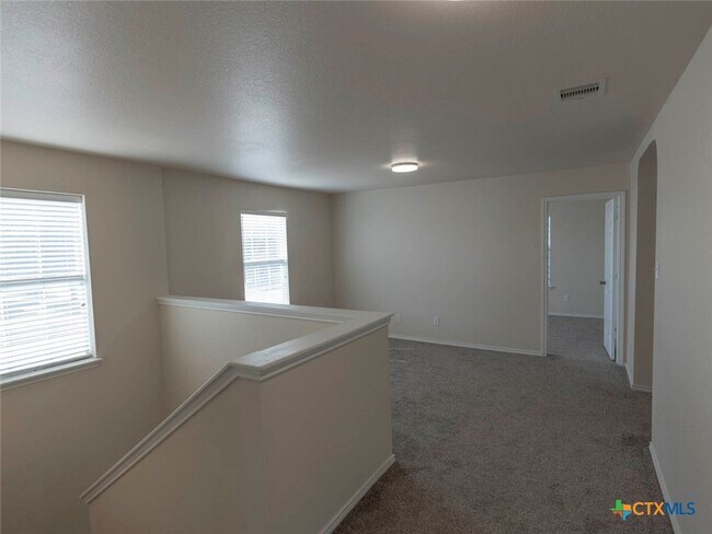 Building Photo - 424 Copper Hill Dr