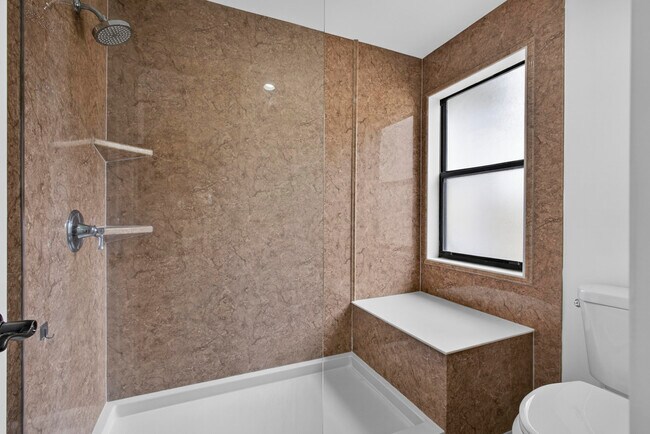 Building Photo - 13085 Belhaven Ct