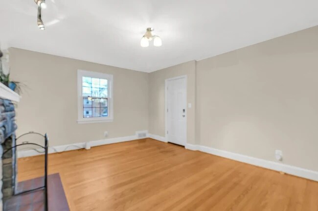 Building Photo - 5724 27th St N