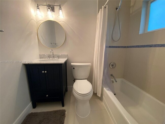 Building Photo - 5767 SW 35th St