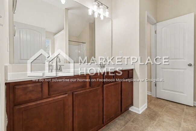 Building Photo - 5128 Rapahoe Trail