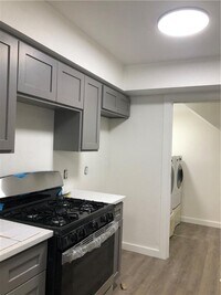 Building Photo - 5903 Cougar Dr