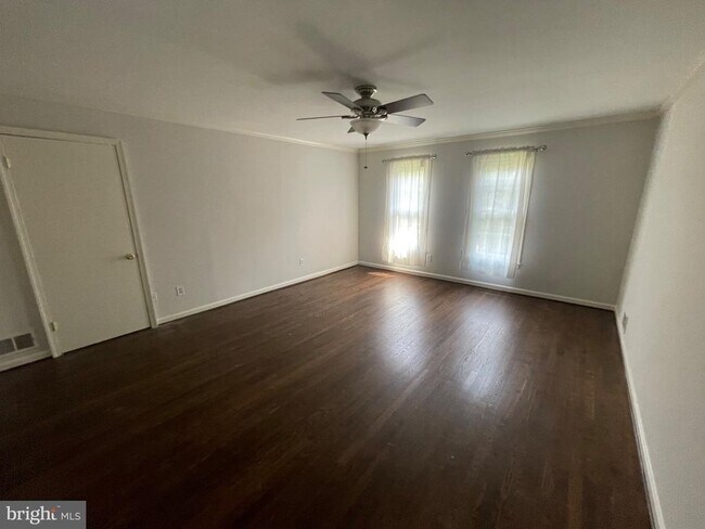Building Photo - 9609 Barkston Ct