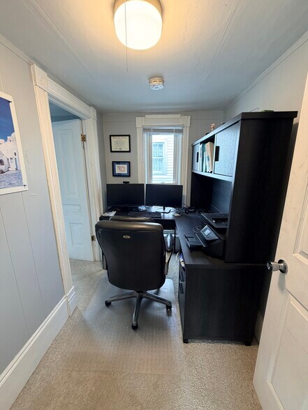 Building Photo - 105 Auburn Ave NE