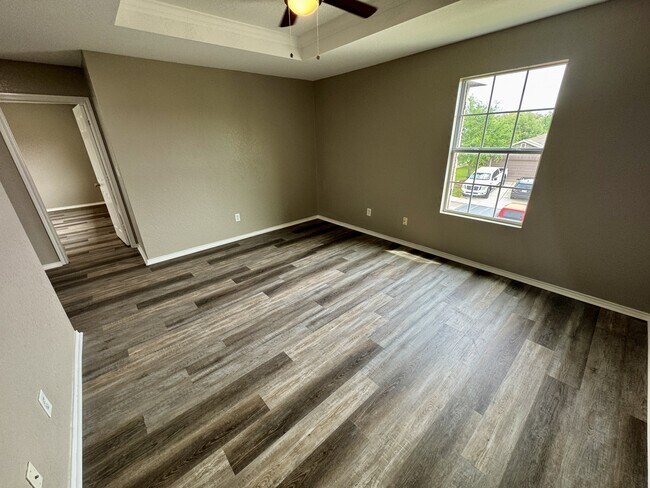 Building Photo - 27327 Lasso Bend