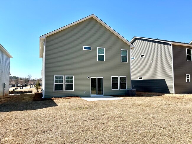 Building Photo - 704 Rill Dr
