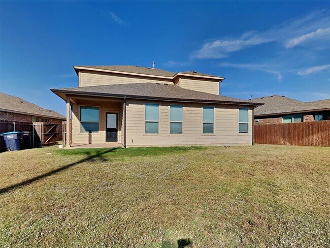 Building Photo - 5BR/4BA | Updated Single Family Home | 2-Car Garage | Gated backyard