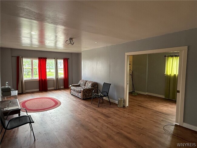 Building Photo - 2 Rowan Rd