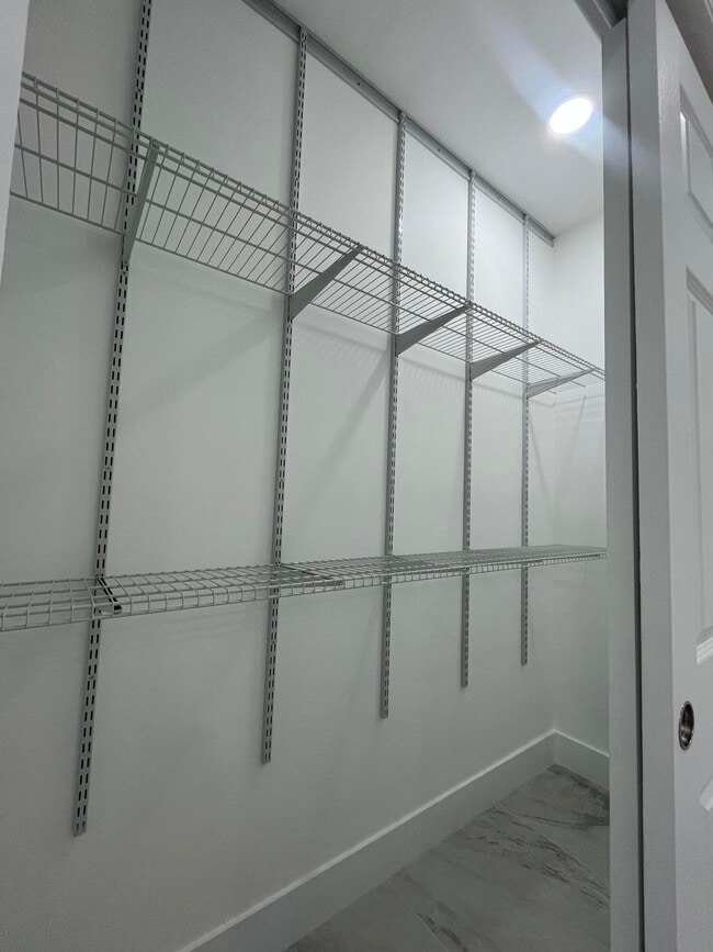 Building Photo - 4588 Old Okeechobee Rd