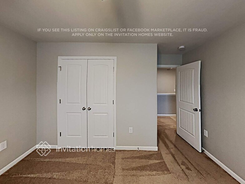 Building Photo - 595 Belcaro Dr