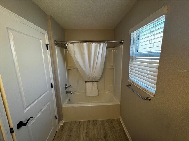 Building Photo - 5846 Bamboo Ave