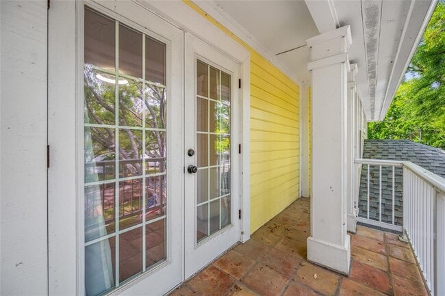 Building Photo - 2808 Southpointe Ln