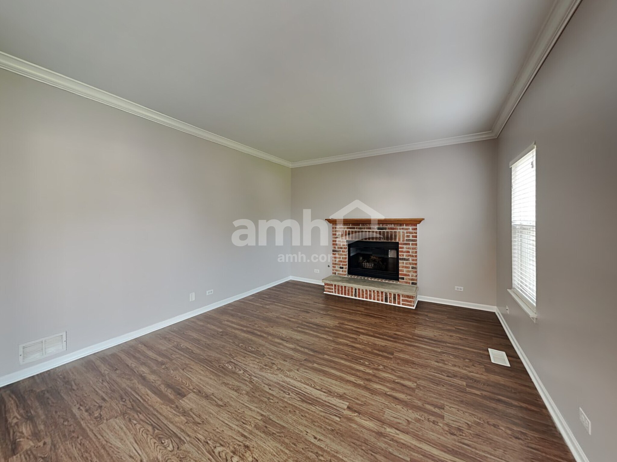 Building Photo - 809 Magnolia Dr