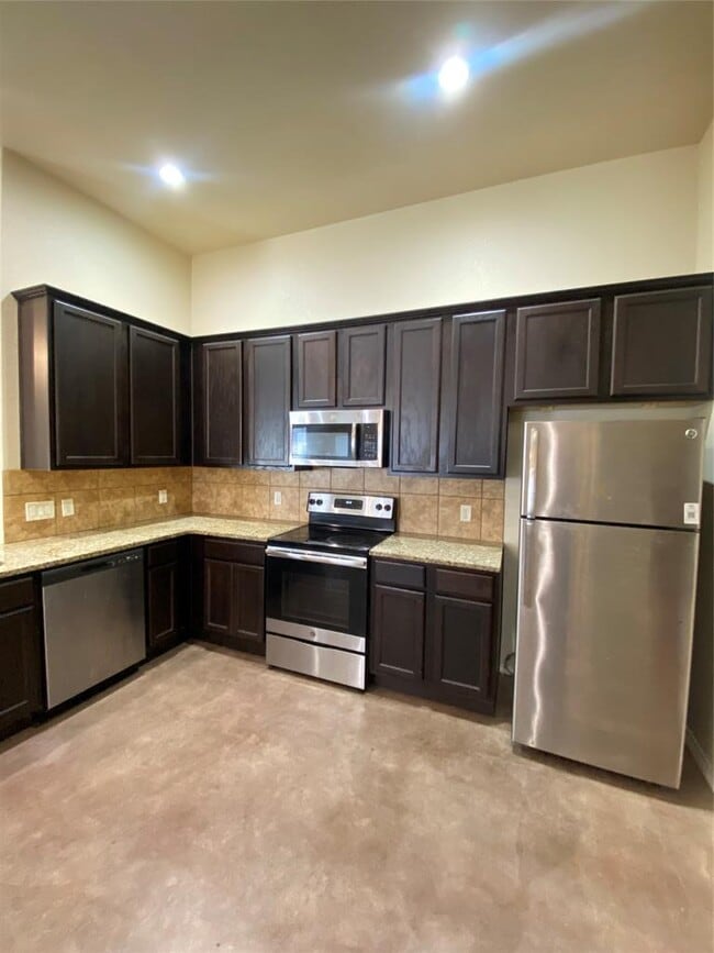 Building Photo - 479 Jack Rabbit Ln