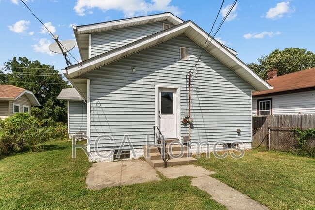 Building Photo - 4321 English Ave