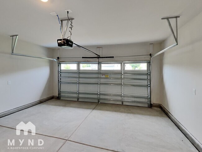 Building Photo - 207 Susannah St